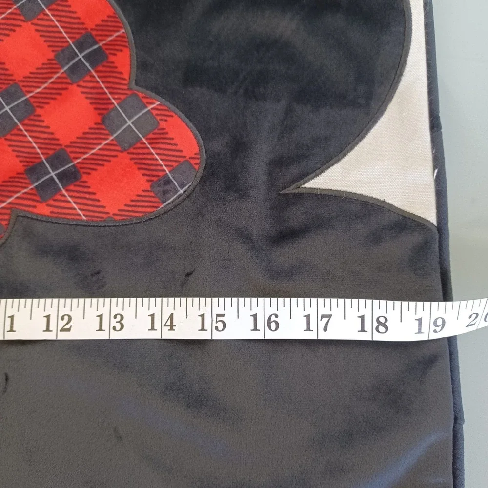 Disney Minnie Mouse Holiday Throw Pillow Cover‎ only Buffalo Plaid Bow 18.5in